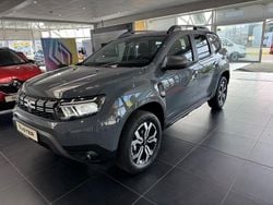 Grau Gebraucht 2024 Dacia Duster Journey SUV | 22.950 € (Guter Preis)