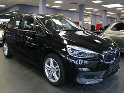 Schwarz Gebraucht 2018 BMW 225 Active Tourer Advantage Van / Kleinbus | 14.980 € (Fairer Preis)