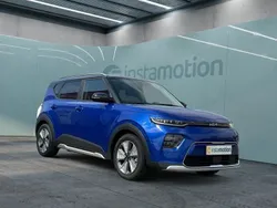 Blau Gebraucht 2023 Kia Soul EV Inspiration SUV | 32.000 € (Fairer Preis)