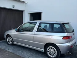Silber Gebraucht 1999 Alfa Romeo 145 Quadrifoglio Kleinwagen | 2.700 €
