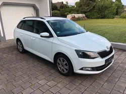 Weiß Gebraucht 2015 Skoda Fabia Style Kombi | 3.900 € (Superpreis)