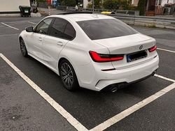 Weiß Gebraucht 2019 BMW 320 M Sport Limousine | 26.990 € (Fairer Preis)