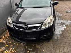 Schwarz Gebraucht 2006 Opel Vectra Kombi | 450 € (Superpreis)