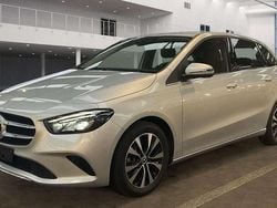 Silber Gebraucht 2022 Mercedes B250e Van / Kleinbus | 24.890 € (Guter Preis)