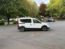 Weiß Gebraucht 2018 Dacia Dokker Celebration Van | 8.600 € (Guter Preis)