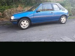 Blau Gebraucht 1992 Peugeot 205 Cabrio | 3.750 €