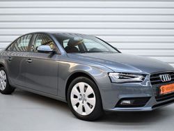 Grau Gebraucht 2012 Audi A4 Attraction Limousine | 13.990 € (Etwas zu teuer)