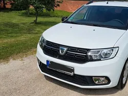 Weiß Gebraucht 2020 Dacia Logan MCV Essentiel Limousine | 7.500 € (Guter Preis)