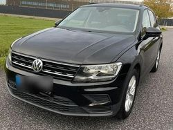 Schwarz Gebraucht 2017 VW Tiguan Trendline SUV | 18.500 € (Guter Preis)