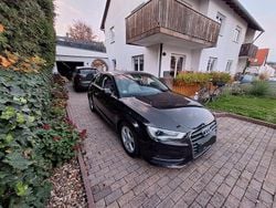 Braun Gebraucht 2013 Audi A3 Attraction Limousine | 9.800 € (Etwas zu teuer)