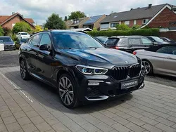 Saphirschwarz Gebraucht 2020 BMW X6 M SUV | 74.990 € (Teuer)