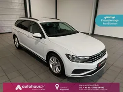 Weiß Gebraucht 2023 VW Passat Conceptline Kombi | 23.990 € (Guter Preis)