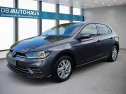 Grau Gebraucht 2023 VW Polo Style Kleinwagen | 18.390 € (Guter Preis)