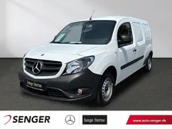 Weiß Gebraucht 2021 Mercedes Citan 109 Van / Kleinbus | 15.292 € (Etwas zu teuer)
