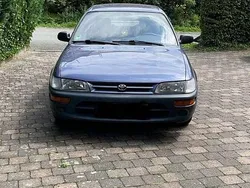 Violet Gebraucht 1993 Toyota Corolla XLi Limousine | 1.300 €