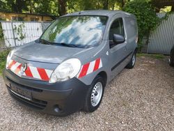 Grau Gebraucht 2013 Renault Kangoo Van / Kleinbus | 5.950 € (Etwas zu teuer)
