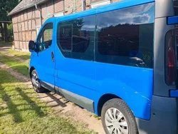 Blau Gebraucht 2003 Opel Vivaro Van | 5.000 € (Teuer)