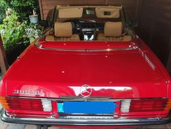 Rot Gebraucht 1985 Mercedes 300 Cabrio | 35.900 €