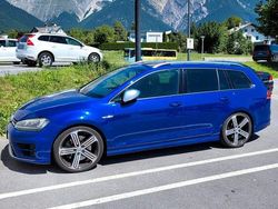 Blau Gebraucht 2015 VW Golf VII R Kombi | 23.900 €