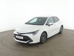 Weiß Gebraucht 2021 Toyota Corolla Team Limousine | 17.690 € (Fairer Preis)