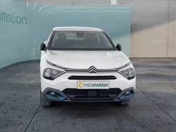 Weiß Gebraucht 2022 Citroën e-C4 Limousine | 18.099 € (Fairer Preis)
