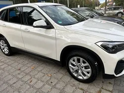 Weiß Gebraucht 2020 BMW X1 Advantage SUV | 22.500 € (Guter Preis)