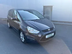 Grau Gebraucht 2011 Ford S-MAX Titanium Van / Kleinbus | 6.750 € (Teuer)