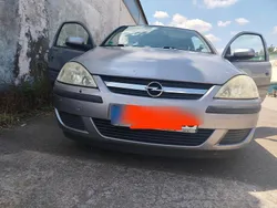 Silber Gebraucht 2004 Opel Corsa Kleinwagen | 1.500 € (Fairer Preis)