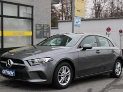 Grau Gebraucht 2019 Mercedes A180 Limousine | 15.899 € (Guter Preis)