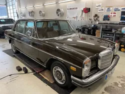 Braun Gebraucht 1971 Mercedes W114 Limousine | 15.000 €