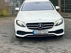 Weiß Gebraucht 2019 Mercedes E220 Avantgarde Kombi | 23.900 € (Fairer Preis)
