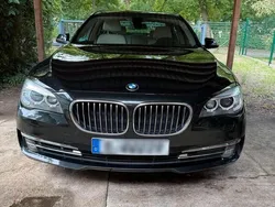 Schwarz Gebraucht 2014 BMW 740 Comfort Edition Limousine | 22.500 € (Etwas zu teuer)