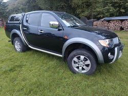 Schwarz Gebraucht 2008 Mitsubishi L200 Abholung | 13.800 € (Teuer)