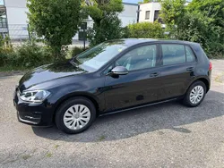 Schwarz Gebraucht 2015 VW Golf VII Trendline Limousine | 10.200 € (Guter Preis)