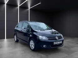 Deep black perleffekt Gebraucht 2013 VW Golf Plus Cross Van / Kleinbus | 6.590 € (Fairer Preis)