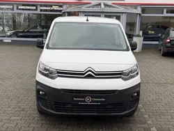 Weiss Gebraucht 2019 Citroën Berlingo Van / Kleinbus | 10.999 € (Fairer Preis)