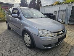 Grau Gebraucht 2003 Opel Corsa Enjoy Kleinwagen | 700 € (Guter Preis)