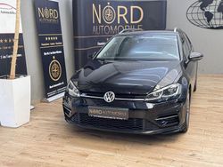 Schwarz Gebraucht 2020 VW Golf VIII | 16.950 € (Guter Preis)