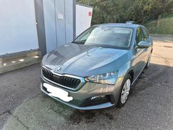 Grau Gebraucht 2023 Skoda Scala Kleinwagen | 16.950 €