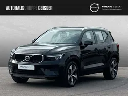 Onyx schwarz Gebraucht 2024 Volvo XC40 Core SUV | 34.450 € (Superpreis)