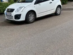 Weiß Gebraucht 2009 Citroën C2 Kleinwagen | 1.800 € (Fairer Preis)