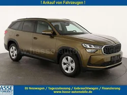 Gold bronze metallic Neu 2025 Skoda Kodiaq Selection SUV | 48.995 € (Guter Preis)