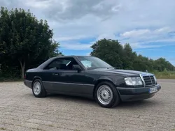 Schwarz Gebraucht 1991 Mercedes E300 Coupé | 15.999 €