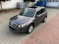 Grau Gebraucht 2011 VW Tiguan SUV | 7.999 € (Guter Preis)