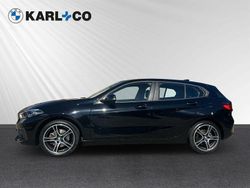 Schwarz Gebraucht 2022 BMW 118 Advantage Kleinwagen | 20.490 € (Fairer Preis)