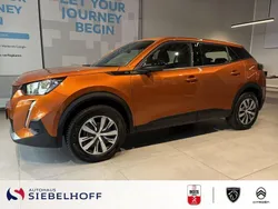 Orange metallic Gebraucht 2023 Peugeot e-2008 Active SUV | 18.450 € (Superpreis)