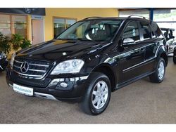 Schwarz Gebraucht 2010 Mercedes ML350 SUV | 18.880 €