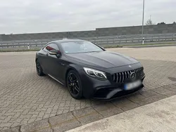 Schwarz Gebraucht 2018 Mercedes S63 AMG AMG Coupé | 89.500 €
