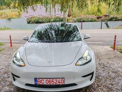 Weiß Gebraucht 2021 Tesla Model 3 RWD Limousine | 21.900 € (Guter Preis)