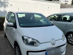 Weiß Gebraucht 2016 VW up! Kleinwagen | 5.499 € (Teuer)